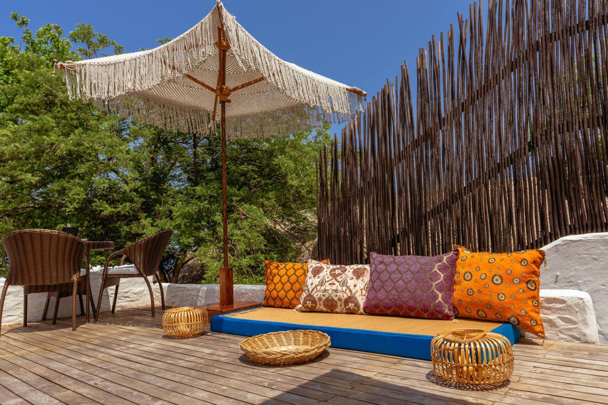 Bora Bora Beach Club & Hotel Isla Grande  Exteriör bild
